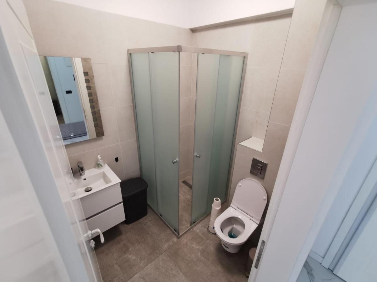 Studio Sea One Beach Apartment Mamaia Exterior photo